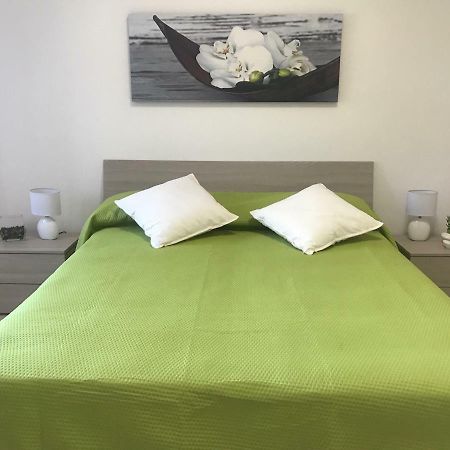 Baia Taormina Apartment Giardini Naxos Luaran gambar