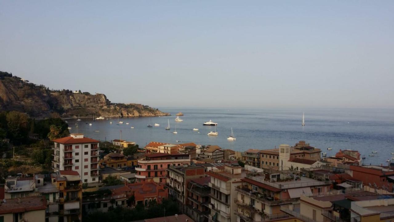 Baia Taormina Apartment Giardini Naxos Luaran gambar